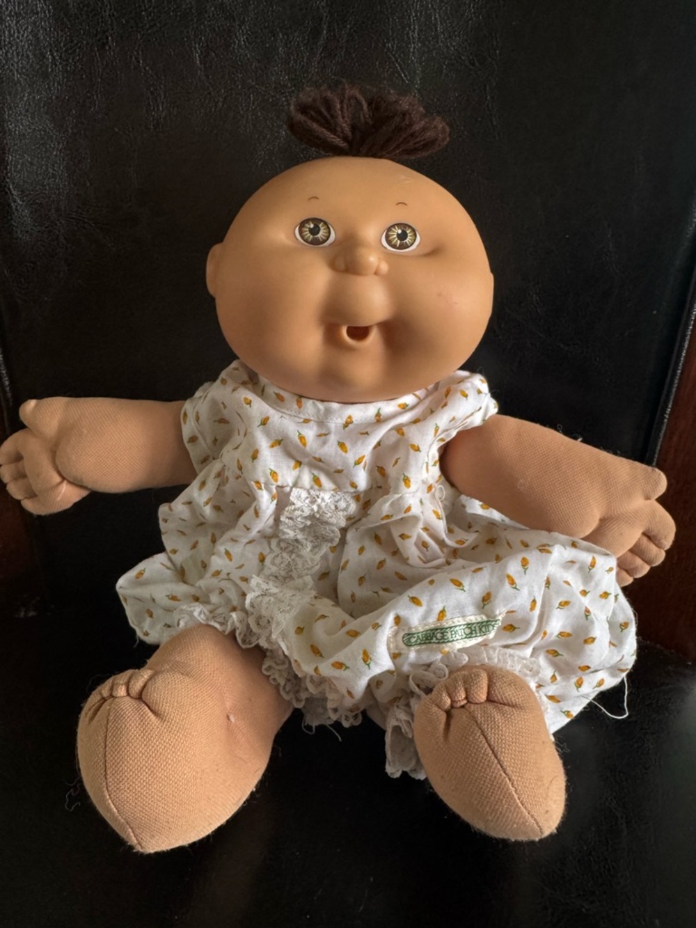 Vintage 80s “preemie” Cabbage Patch Kids Baby Doll in White Leaf Print Outfit